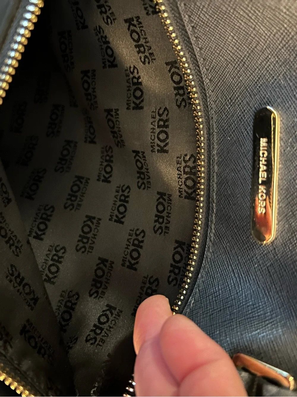 MICHAEL KORS Black Colgate Large East/West Laptop nylon and leather Tote EUC